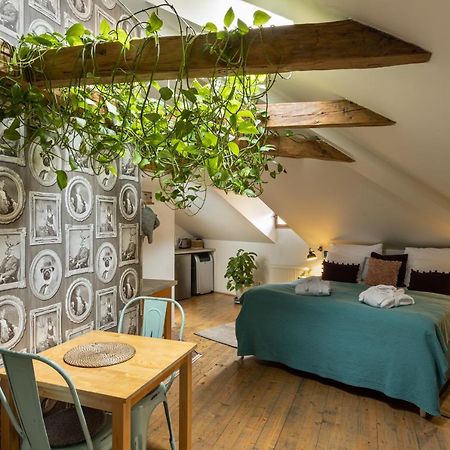 Gigantic Boho Chic 3 Bedroom 3 Bathroom Loft With Hanging Chair Prague Ngoại thất bức ảnh